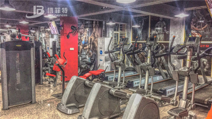 伊拉克客户的健身房图片 向日葵成人网站健身器材案例
