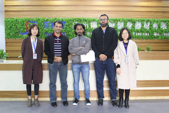 印度客户来跑步机生产向日葵污视频APP下载