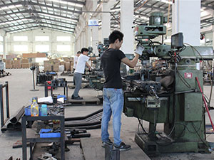 向日葵成人网站健身器材生产设备5